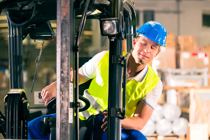 02 - Lancaster Safety - Toolbox Talk - Forklifts